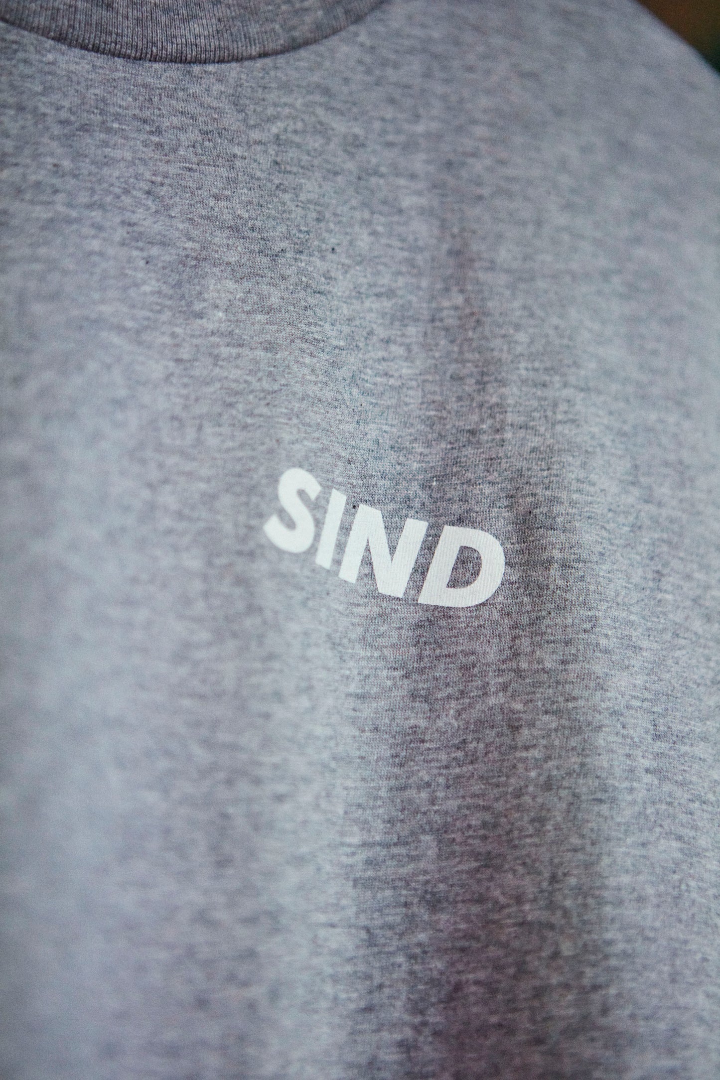 Shirt SIND - grau